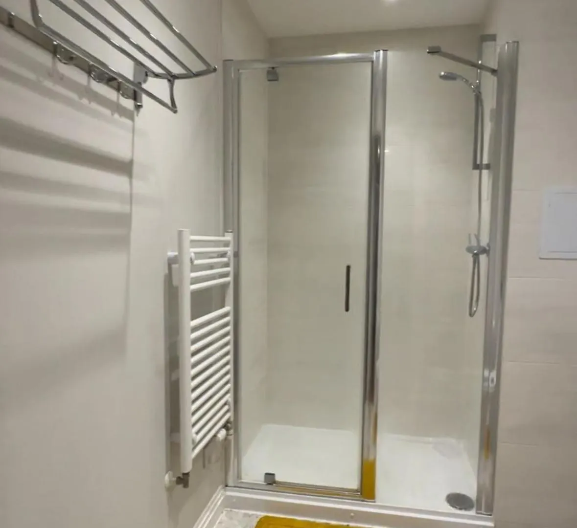 Uxbridge Apartment